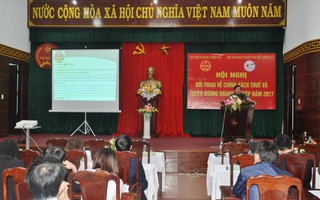 Bị cưỡng chế nộp thuế vẫn được ngành thuế tặng bằng khen