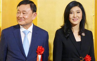 Ông Thaksin và bà Yingluck tươi cười ở Nhật Bản