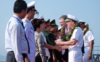 Tàu sân bay USS Carl Vinson đến Đà Nẵng: Mỹ ủng hộ Việt Nam vững mạnh, độc lập