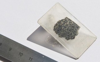 Tìm ra nguồn gốc thiên thạch chứa đầy kim cương rơi xuống trái đất
