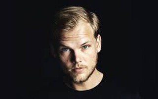 DJ Avicii chết ở tuổi 28 được gia đình xác nhận tự tử