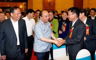 Thủ tướng Nguyễn Xuân Phúc: Vì sao nông dân chưa giàu?