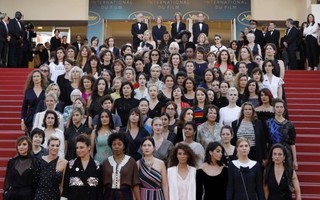 82 sao nữ biểu tình chống bất bình đẳng giới ở Cannes