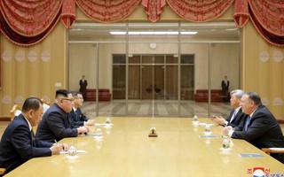 "Người đưa tin từ địa ngục" trên bàn họp với ông Kim Jong-un