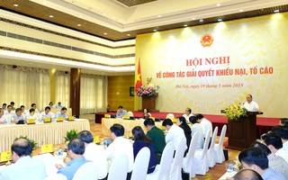 Thủ tướng Nguyễn Xuân Phúc: Đừng coi thường “đốm lửa nhỏ”!