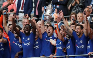 Mourinho không phục khi nhìn Chelsea đoạt FA Cup
