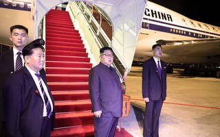 Ông Kim Jong-un rời Singapore về nước lúc nửa đêm
