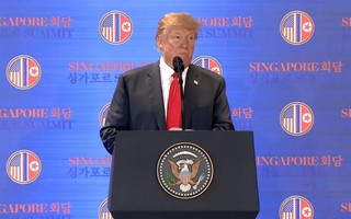 Ông Trump nói về những "giờ căng não" với ông Kim Jong-un