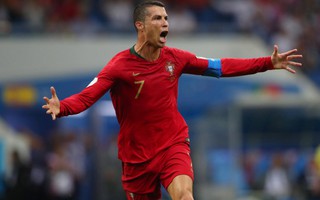 Thi đấu chói sáng, Ronaldo lập kỷ lục “vô tiền khoáng hậu”