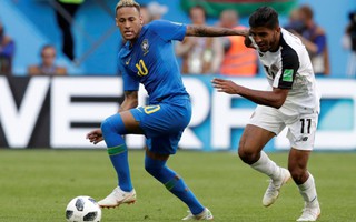 VAR tước phạt đền của Neymar, Brazil vẫn thắng kịch tính phút bù giờ