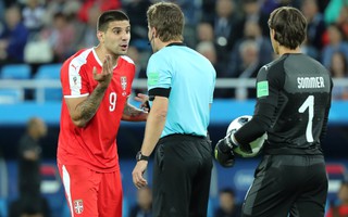 FIFA điều tra cáo buộc thiên vị trong thất bại của tuyển Serbia