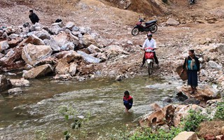 Dân đói, sao Thanh Hóa nỡ chơi sang