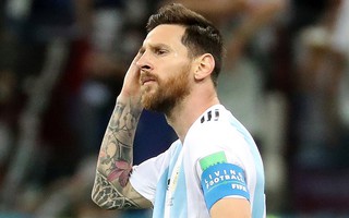 Messi bị "ám ảnh" bởi Ronaldo