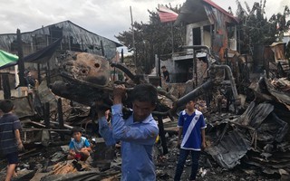 Cháy lớn thiêu rụi nhà cửa hơn 60 gia đình Campuchia gốc Việt
