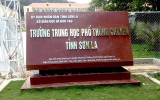 Nữ sinh Sơn La thi thử được 1,2 điểm, thi thật được 9,8 điểm