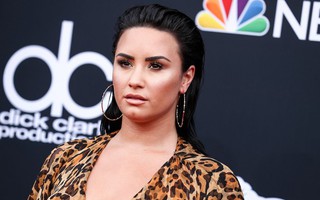 Ca sĩ Demi Lovato nhập viện, cấp cứu vì sốc ma túy
