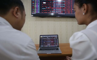 Chứng khoán Việt Nam lại gây "sốc", VN-Index mất hơn 41 điểm