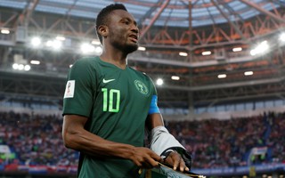 Cha tuyển thủ Nigeria bị bắt cóc, đòi tiền chuộc 21.000 bảng