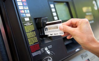 ATM, ngân hàng, cửa hàng trực tuyến đang là mục tiêu của hacker