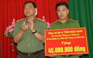 Công an Cần Thơ không tiếp khách, không nhận hoa chúc mừng ngày truyền thống CAND