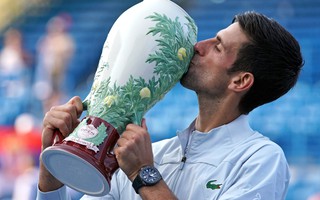 Clip Djokovic tạo kỳ tích khi vô địch Cincinnati Open 2018