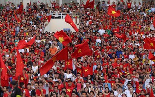 Cuồng nhiệt tôn vinh các tuyển thủ Việt Nam thi đấu hết mình tại ASIAD 2018