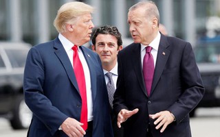 Mỹ - Thổ Nhĩ Kỳ: Cứng rắn một cách vụng về