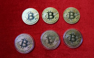 Đồng Bitcoin khuấy động thị trường quà lì xì Tết