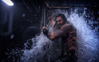 Phim “Aquaman” doanh thu vượt mốc 1 tỉ USD
