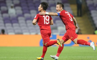 "Song Hải" lập công, tuyển Việt Nam thắng 2-0 nhưng vẫn phải chờ