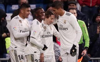 Real Madrid thắng kịch tính, vươn lên thứ 3 La Liga