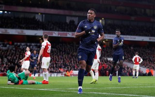 Quật ngã Arsenal, Man United thẳng tiến vòng 5 FA Cup