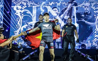 ONE Championship hợp tác với Fullerton Markets để đưa Martin Nguyễn về Việt Nam