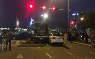 Xe tải tông 2 ôtô đang dừng đèn đỏ đã hết hạn kiểm định 3 tháng