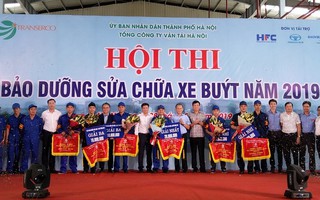 Hà Nội: Thợ bảo dưỡng sửa chữa xe buýt sôi nổi tranh tài