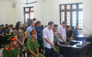 Vắng 101 người, toà xử vụ gian lận điểm thi ở Hà Giang vẫn tiếp tục