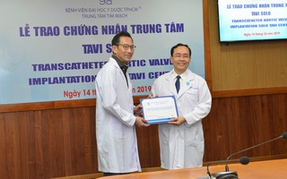 BV Đại học Y Dược TP HCM nhận chứng nhận thay van động mạch qua da