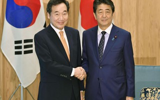 Nhật - Hàn nỗ lực hàn gắn quan hệ