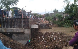 Phú Yên: Một người chết trong đêm bão