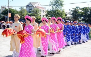Đà Nẵng: Tổ chức cưới tập thể cho đoàn viên khó khăn