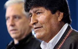 Lo cựu tổng thống Bolivia bị nguy hiểm tính mạng, Mexico cho phép tị nạn