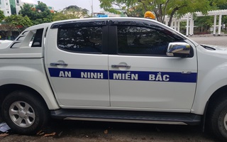 Ôtô dán chữ "AN NINH MIỀN BẮC" lùi ngược chiều ở Cần Thơ gây bức xúc