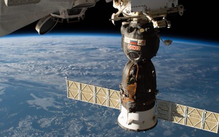 Mỹ mất gần 4 tỉ USD để Nga chuyển phi hành gia lên vũ trụ