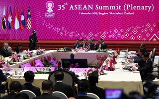 Căng thẳng thương mại phủ bóng Hội nghị Cấp cao ASEAN