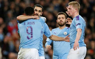 Man City lập chuỗi bất bại vòng bảng Champions League khi cầm hòa Shakhtar Donetsk