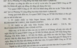 Công an TP HCM tìm chủ của 2 chiếc xe máy và hàng chục điện thoại