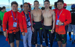 Trần Tấn Triệu và tấm HCV trên đường bơi 10.000m
