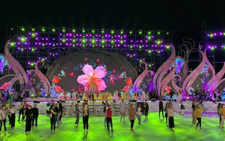 Mãn nhãn bữa tiệc hoa và ánh sáng ở lễ khai mạc Festival Hoa Đà Lạt