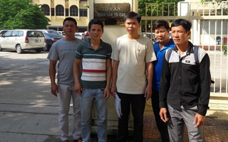 2/3 thẩm phán xử vô tội vụ cưa gỗ khô ở Kon Tum bị điều động công tác