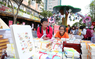Bìa báo xuân Báo Người Lao Động đoạt giải khuyến khích "Lễ hội đường sách Tết Kỷ Hợi 2019"
